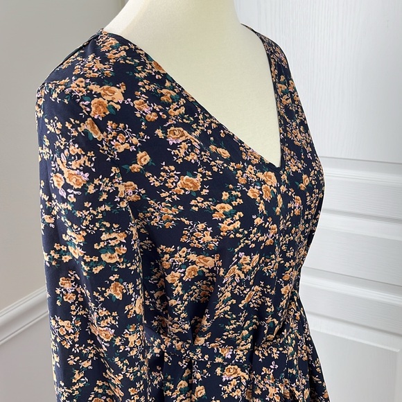 Shein Floral-print Shift Dress with Tie - Picture 5 of 12